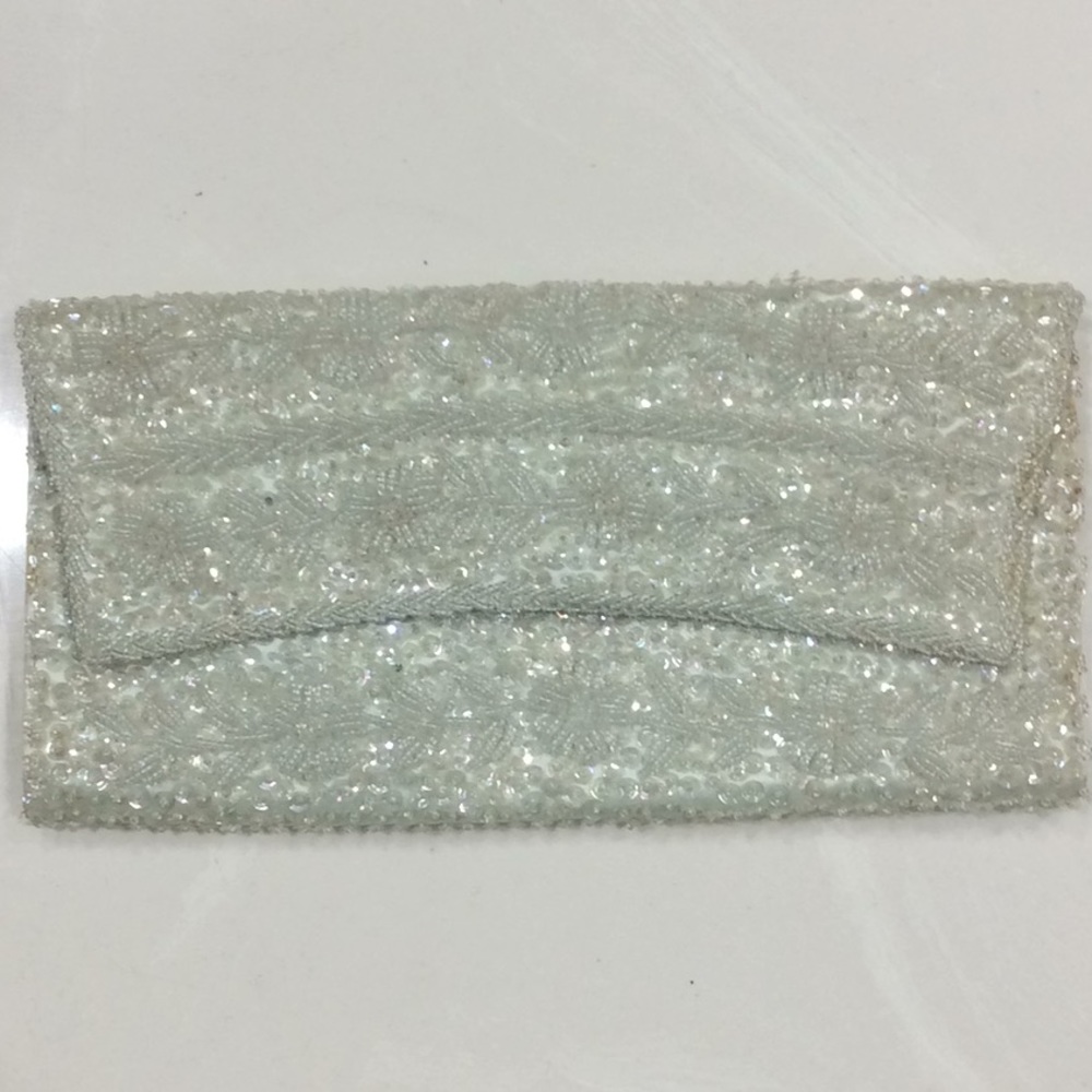 Vintage crystal beaded clutch